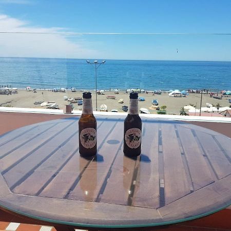 Ferienwohnung Centrico Atico Junto Al Mar Rincón de la Victoria Exterior foto